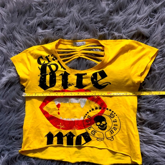 Women’s T shirt - Picture 4 of 4